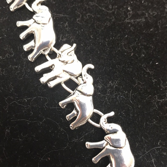 Elephant bracelet - Picture 2 of 5